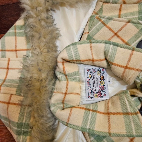 Plaid Coat with Faux Fur Trim - Picture 3 of 4